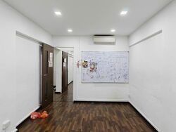 YUHUA PLACE (D22), Shop House #602974691